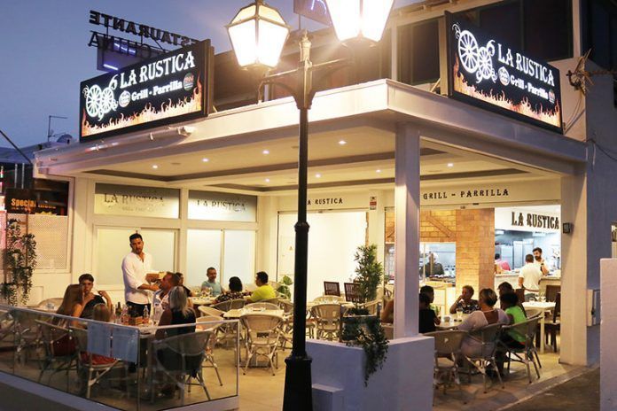 Restaurante La Rustica Grill-Parrilla. Restaurante La Rustica Grill-Parrilla.