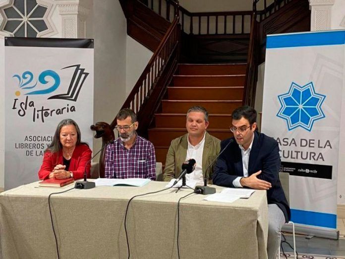 Presentación de la Asociación de Libreros y Editores de Lanzarote, Isla Literaria.