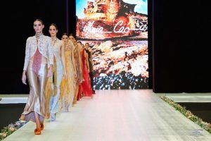 Desfile María Cao