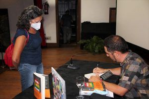 Firma-de-ejemplares