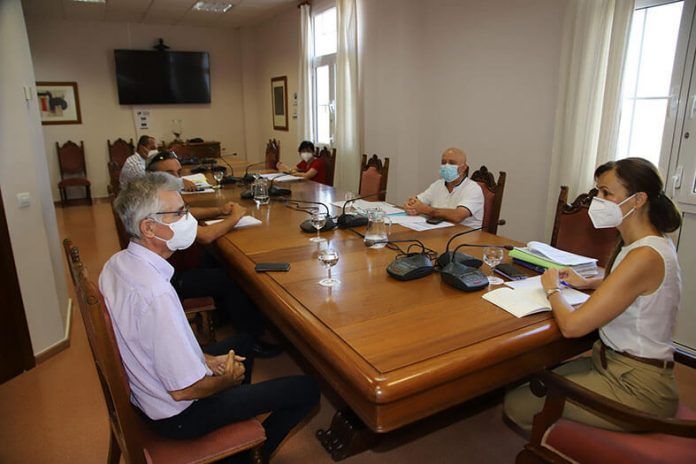 Noticias Lanzarote | Reuniones Cooperativas del Taxi