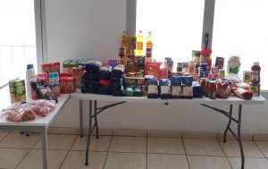 Alimentos-donados-para-el-Movimiento-Vecinal-Argana-Viva