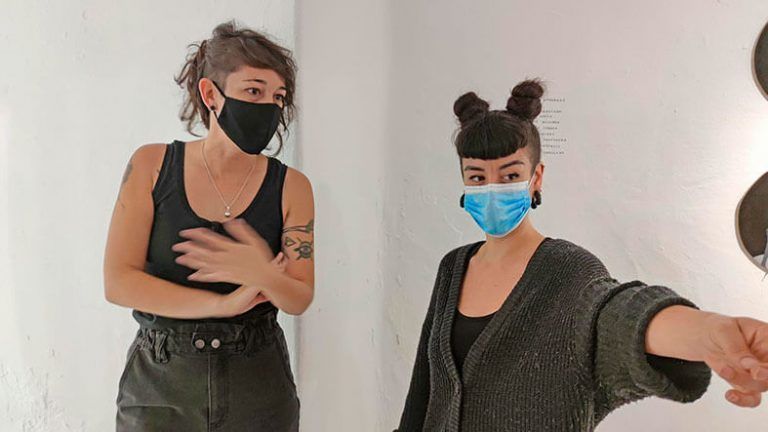 Las creadoras Emma López Leyton y Sara GDM