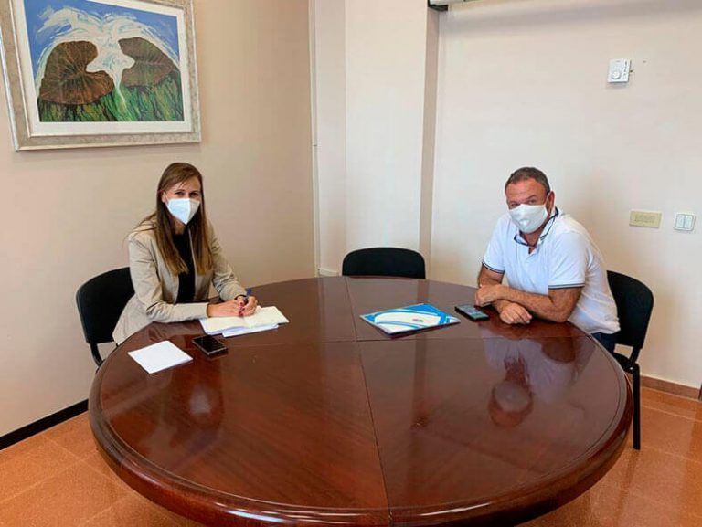 Reunión de la consejera Nerea Santana con responsable de CEL.