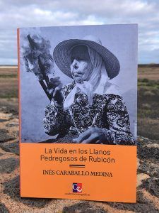 Portada del libro "La vida en los llanos pedregosos de Rubicón"
