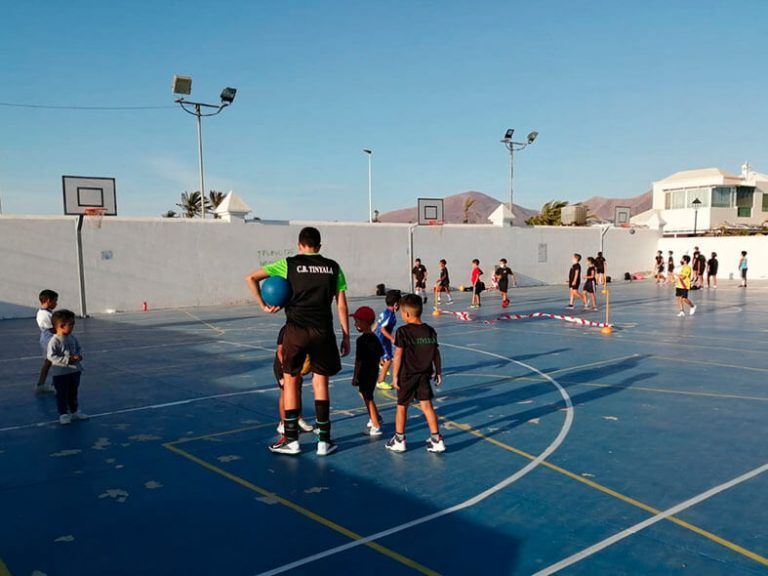 Noticias Playa Blanca | Escuela de Baloncesto C.B. Tinyala