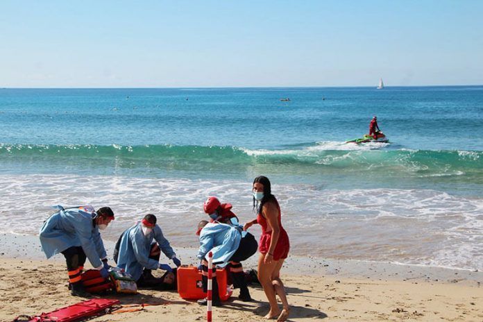 Simulacro en la playa de Playa Blanca (2)