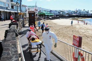 Simulacro en la playa de Playa Blanca