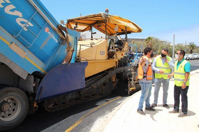 Óscar-Noda-y-el-concejal-de-Obras-Jonatan-Lemes Noticias Yaiza | Óscar Noda y el concejal de Obras Jonatan Lemes