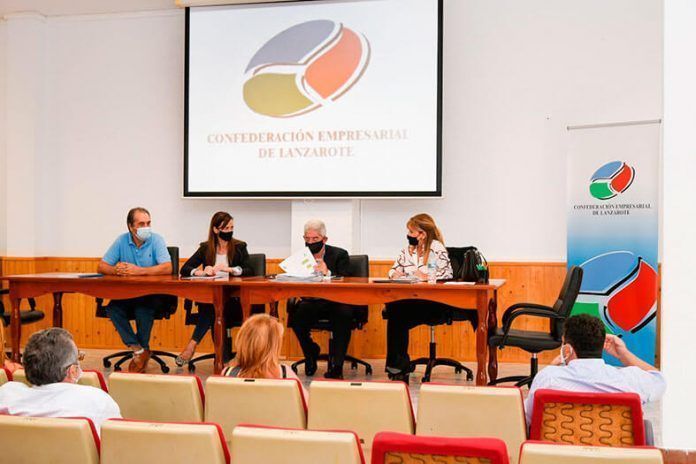 Noticias Lanzarote | Reunión de la CEL con la consejera de Empleo del Cabildo de Lanzarote