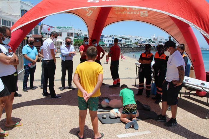 Campaña Primeros auxilios en Playa Blanca