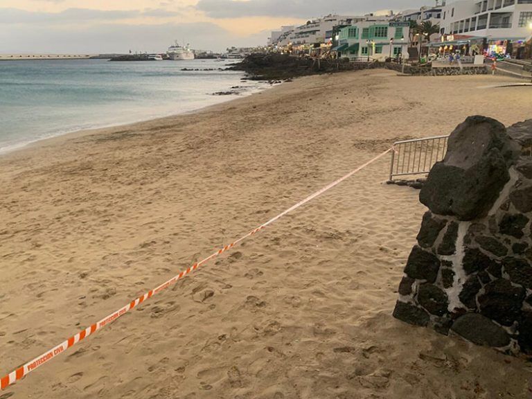Noticias Playa Blanca | El PP de Yaiza denuncia vertidos de aguas fecales en la playa de Playa Blanca