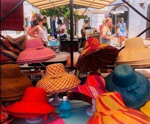 Puesto del mercadillo de Marina Rubicón