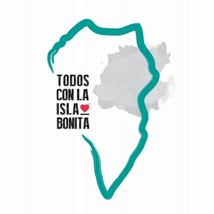 Recogida de donativos del UD Lanzarote para los damnificados de La Palma