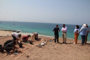 Visita del alcalde de Yaiza y la concejal de Patrimonio a la zona