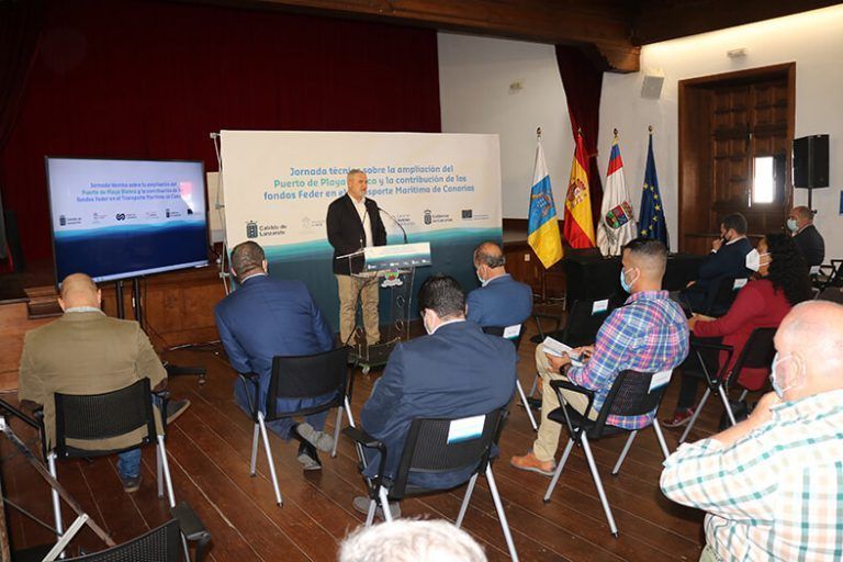 Noticias Yaiza | Jornada técnica sobre la Ampliación del Puerto de Playa Blanca
