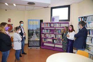 La exposición ‘La Publicidad Contra la Violencia de Género. Imagen y palabra para crear conciencia’, en la Biblioteca insular.