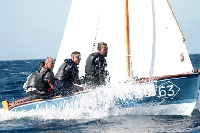 Noticias Yaiza | El Graciplus Archipiélago Chinijo se hace con el Campeonato de Canarias de Vela Latina