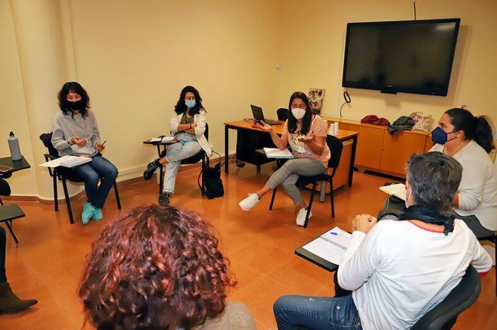 Noticias Lanzarote | La consejera de Igualdad se reúne con los colectivos feministas de la isla