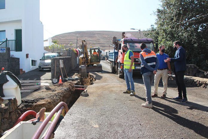 El Ayuntamiento ejecuta canalizaciones en Yaiza para continuar asfaltados en el pueblo Noticias Yaiza | El Ayuntamiento ejecuta canalizaciones en Yaiza para continuar asfaltados en el pueblo