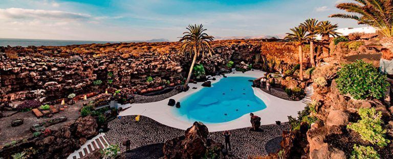 Noticias Lanzarote | Los Centros Turísticos convocan tres plazas de dependiente/a