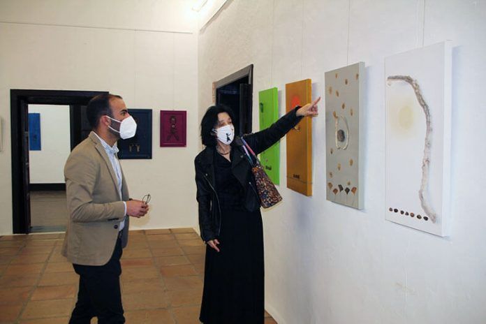 Yaiza expone el arte transformador de Helgard Wertel