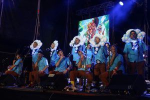 Noticias Playa Blanca | Playa Blanca disfruta de su noche de verbo picantón
