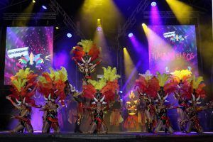 Noticias Playa Blanca | Trepidante espectáculo de comparsas en Playa Blanca