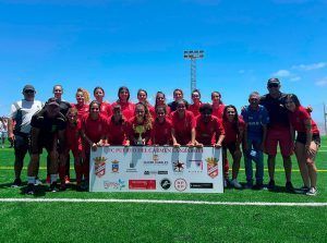 El fútbol femenino se promociona en Puerto del Carmen con un triangular