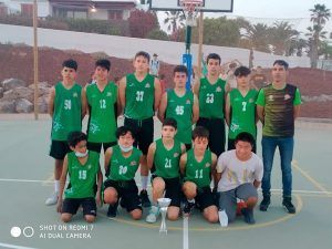 Noticias Playa Blanca | Los cadetes del Islas Telecom Tinyala, subcampeones de la Liga Insular de Baloncesto