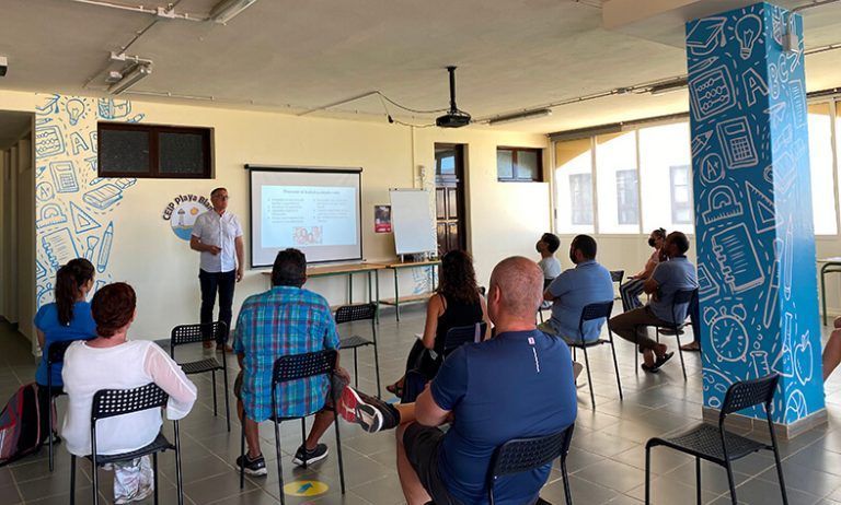 Noticias Playa Blanca | Yaiza reanuda el programa Educar en Familia tras el parón por el covid