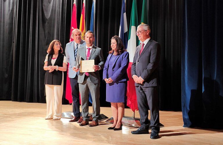 Yaiza recoge el premio Escoba de Plata en la Feria del Urbanismo y Medio Ambiente de Madrid