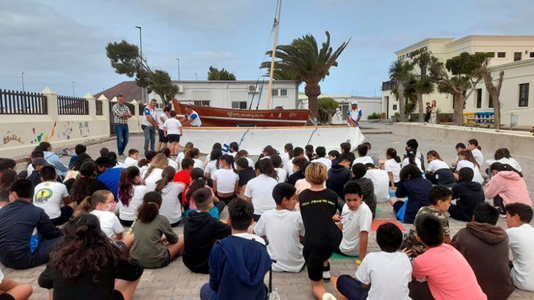 Noticias Playa Blanca | La vela latina busca cantera entre los escolares sureños