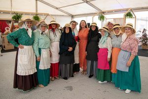 Artesanas participantes en la Feria Insular de Artesanía en Mancha Blanca.