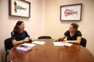 Formación a profesionales para mejorar sus conocimientos en la atención a víctimas de violencia de género