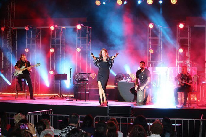 Noticias Yaiza | La vida cantada de Pastora Soler deslumbra en Yaiza