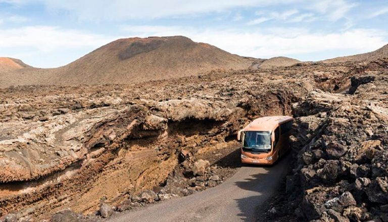 Noticias Lanzarote | A licitación dos nuevas guaguas para reforzar la flota de la Ruta de los Volcanes