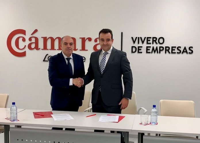 Noticias Lanzarote | La Cámara de Comercio de Lanzarote y ATA firman un convenio para facilitar a los autónomos la solicitud de la ayuda del programa Kit Digital