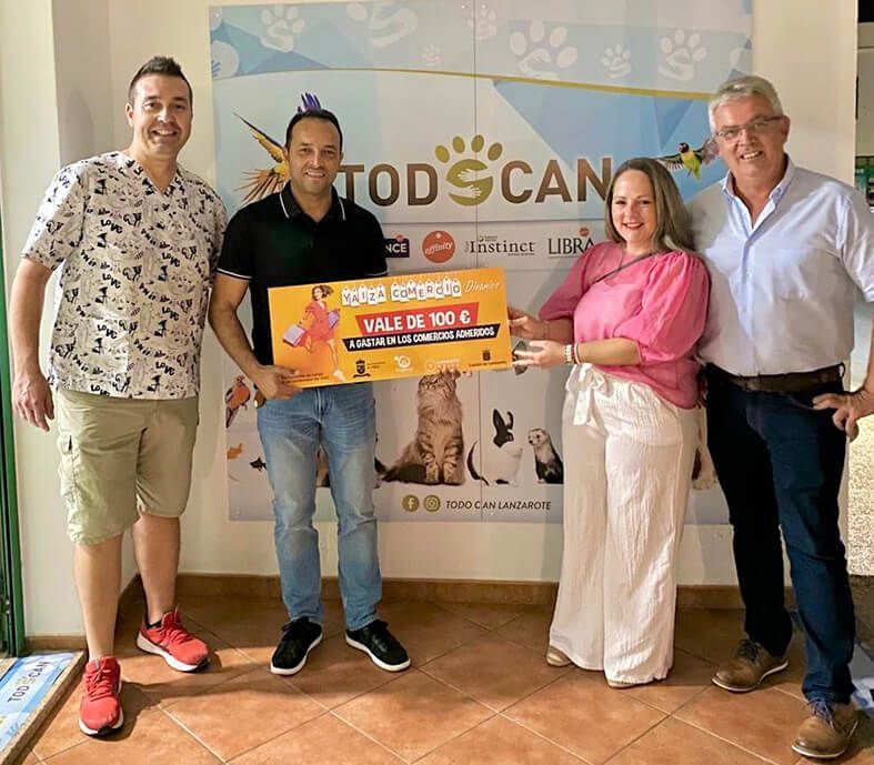Noticias Playa Blanca | Más de 800 consumidores participan de la campaña ‘Yaiza comercio dinámico’