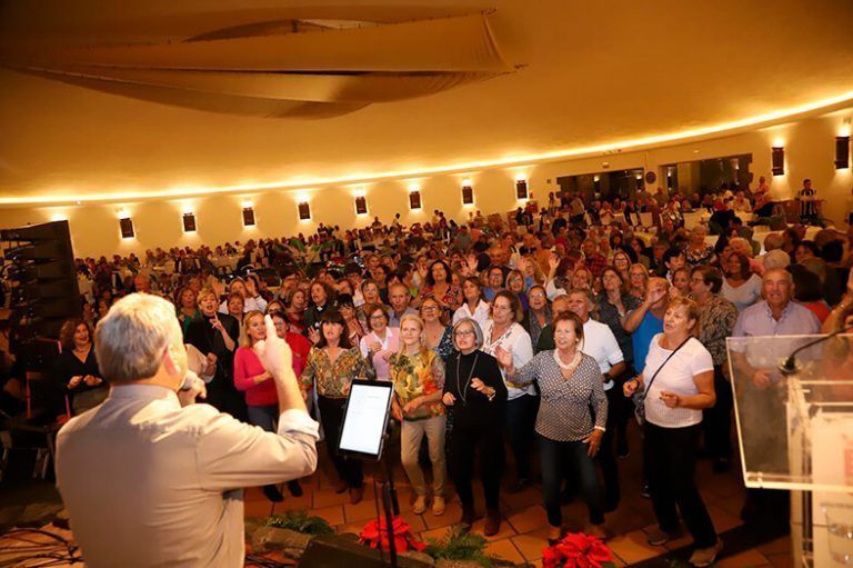 Noticias Lanzarote | Más de 500 mayores disfrutan de la merienda celebrada para los participantes del XXI Torneo de Bola ‘Abuelos Conejeros’