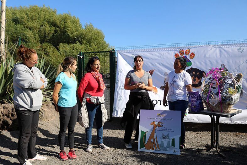 Noticias Yaiza | Yaiza festeja la Navidad también con sus mascotas para sensibilizar a la población sobre el abandono animal