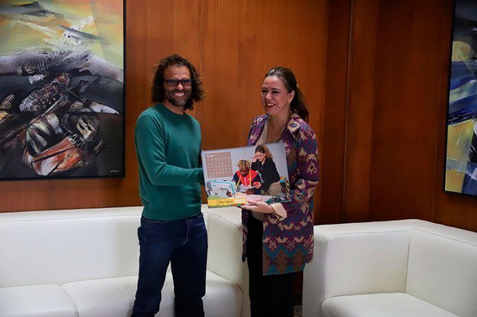 Noticias Lanzarote | El CIFP Zonzamas elabora un calendario solidario con el fin de desmitificar los géneros en las familias profesionales