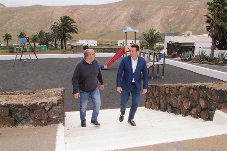 Noticias Yaiza | Yaiza saca a concurso dos nuevos parques infantiles por 905.000 euros