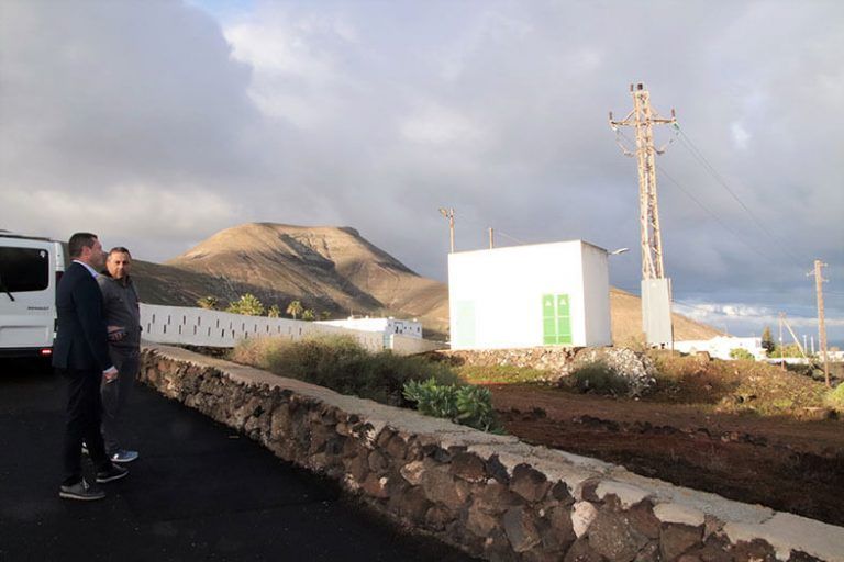 Noticias Yaiza | El pueblo de Yaiza queda libre de tendido aéreo de media tensión