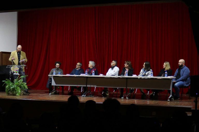 Noticias Yaiza | Ignacio Romero rema a través de la poesía hacia el compromiso social