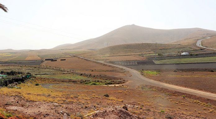 Noticias Yaiza | Yaiza autoriza la renovación de la red de agua agrícola en Temuime
