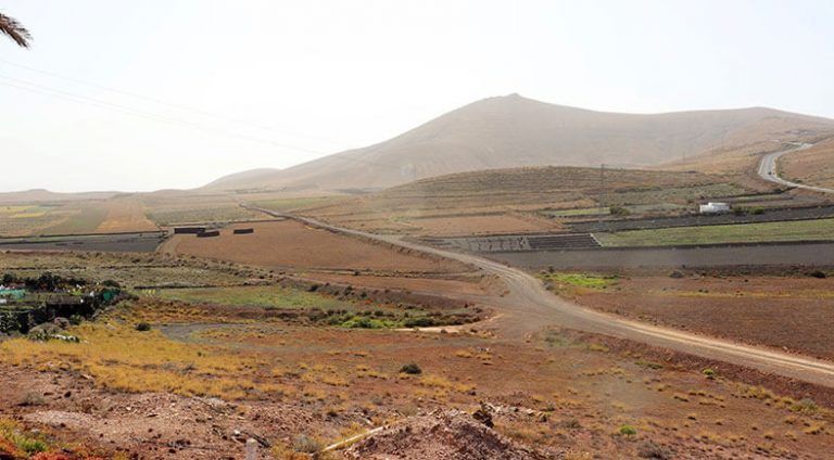 Noticias Yaiza | Yaiza autoriza la renovación de la red de agua agrícola en Temuime