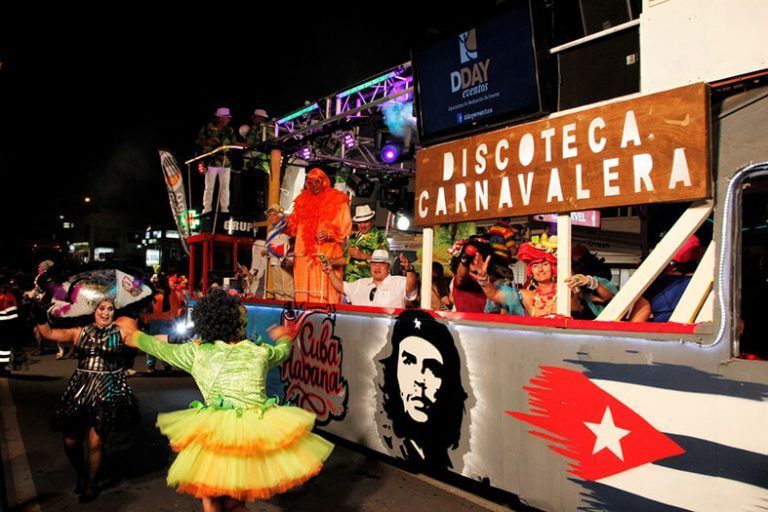 Noticias Yaiza | Yaiza difunde las normas de seguridad para las carrozas de Carnaval