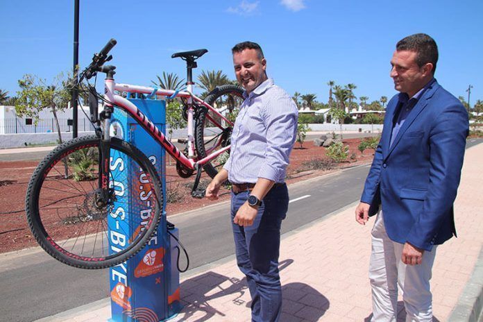 Noticias Yaiza | Yaiza instala cuatro puntos de asistencia para bicicletas