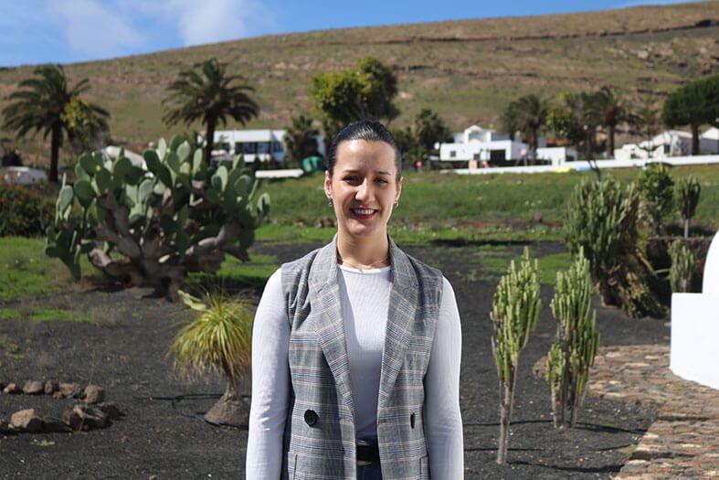 Cintia Machín realizará la escultura homenaje a las trabajadoras de las conserveras
